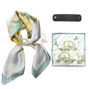 Écharpe longue en soie florale ethnique pour femmes - Haute qualité, douce, brillante, imprimé riche, sérigraphie et personnalisable - Product Image 1