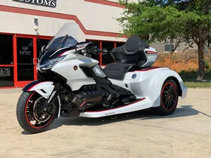 มอเตอร์ไซค์สามล้อฮอนด้า โกลด์วิง ออโตเมติก ดีซีที ปี 2024 จัดส่งทั่วโลก - Product Image 3