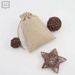 Petite pochette cadeau à cordon de serrage avec logo personnalisé en toile de coton biologique pour l'emballage de bijoux ou d'artisanat en gros - Product Image 4