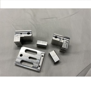 บริการเครื่อง CNC แบบกำหนดเองในเวียดนามรวมถึงการเจาะรูลวด EDM สำหรับสเตนเลสสตีล - Product Image 6