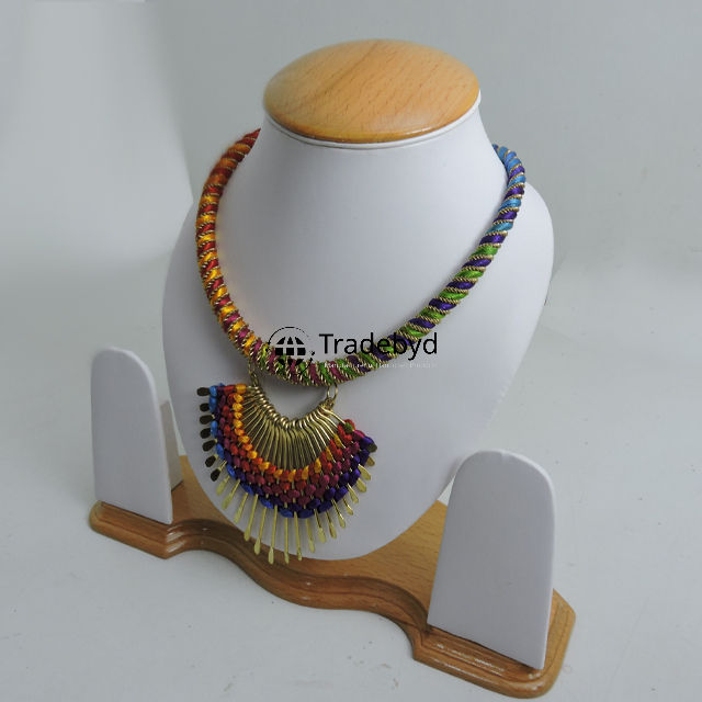 Available in different colore