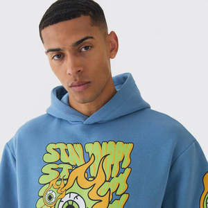 Conjunto de chándal cómodo para hombre con capucha y pantalones a juego para uso diario y ropa de calle perfecta - Product Image 2