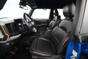 Amazing perfect 2021 F-o-r-d Bronco Badlands Advanced 4-Door 4WD with low mileage in stock offered at a fantastic <b>deal</b> - Product Image 3