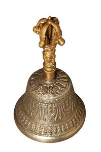 Elegante campana de mano de latón puro de 6 pulgadas decoración de boda de aspecto antiguo hecha a mano con diseño elegante embalado en cartón - Product Image 6