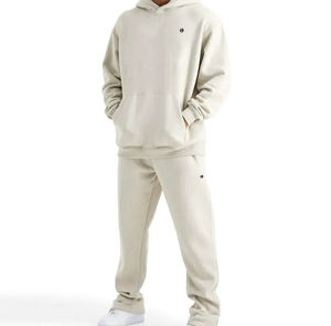 Concevez votre propre survêtement d'hiver à capuche solide pour hommes-vêtements de sport personnalisés légers et respirants - Product Image 1