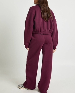 Ensemble de survêtement athlétique 2 pièces personnalisé en molleton épais avec double fermeture éclair pour femme, collection automne-hiver - Product Image 4