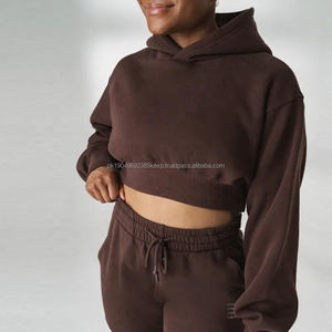 Conjunto de Sudadera con Capucha Corta y Pantalones de Felpa Personalizados para Mujer, Tallas Grandes - Product Image 4