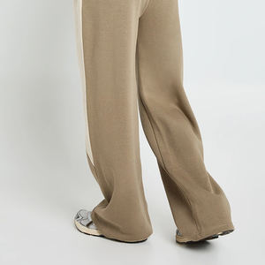 Ensemble de survêtement deux pièces color block pour femme, décontracté et respirant, 2026, avec taille élastique et cordons de serrage pour un ajustement confortable - Product Image 6