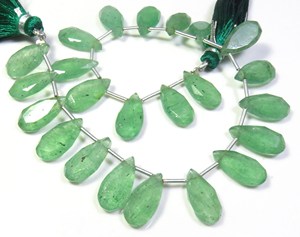 15x7.5mm Natural <b>Strawberry</b> Quartz Faceted Beads 23pcs Green Pear Cut Gems 8" Strand Top Grade South African - Product Image 3