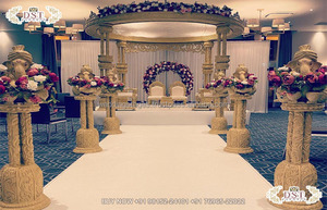 Décoration de mariage sur le thème indien, Heer Mandap, Rajwada Mandap avec piliers sculptés à la main, Mandap en bois sculpté pour mariage gujarati, installation en Ohio - Product Image 6