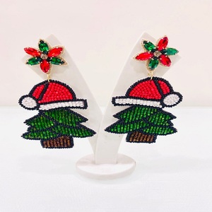 Boucles d'oreilles uniques en perles de graines de riz de Noël Boucles d'oreilles sans nickel pour la saison des vacances - Product Image 2