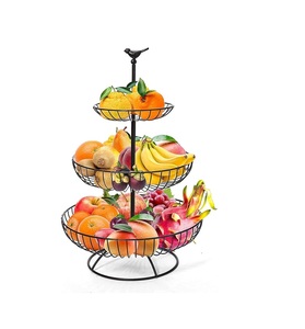 Corbeille à fruits en fer pour table de salon ajoutant des fonctionnalités décoratives et gardant les fruits frais organisés et bien affichés - Product Image 1