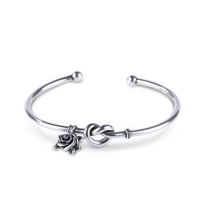 กำไลข้อมือแฟชั่น Jeulia Knot Love - Product Image 4
