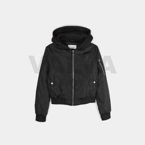 Veste matelassée d'hiver pour femmes de haute qualité, écologique, col montant, tissu tissé, confortable pour les femmes, couleur personnalisée, logo de marque - Product Image 1