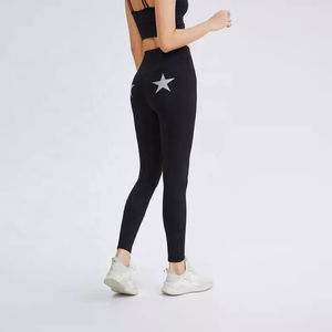 Legging de yoga solide taille haute pleine longueur avec matériau extensible respirant pour un soutien confortable et une flexibilité dans les entraînements - Product Image 5