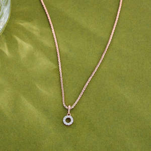 Collar con Colgante de Diamante Circular Brillante, Joyería Casual - Product Image 1