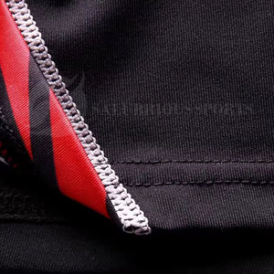 กางเกงขาสั้นรัดรูปผู้ชาย - เอวยางยืด ดีไซน์เรียบง่าย ปรับขนาดได้ ผลิตจากโพลีเอสเตอร์ แห้งเร็วและระบายอากาศได้ดี เหมาะสำหรับออกกำลังกายและวิ่ง - Product Image 6