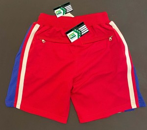 Shorts de basket-ball pour hommes en maille rétro 100% polyester en gros, 6 pouces, personnalisés par sublimation et broderie - Product Image 1