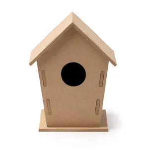 Casetta per Uccelli Personalizzata in MDF Lia, Prodotto Promozionale per Animali Domestici con Accessori Personalizzati - Product Image 4