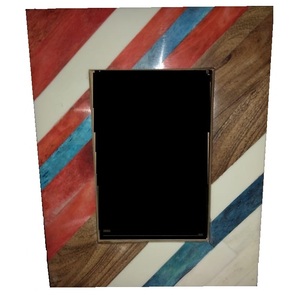 Meilleure vente en gros prix produit indien artisanat article de haute qualité conception personnalisée bois et résine photo cadre photo - Product Image 1