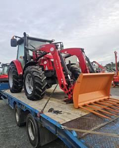 Tracteurs d'occasion pas chers Massey Ferguson, excavatrices MF 135 290/390 4x4WD, mini-tracteurs à roues, excavatrices, chargeurs de grumes, mini-chargeurs - Product Image 4