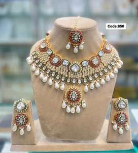 Exclusive <b>Kundan</b> Polki Bridal <b>Jewelry</b> Handmade Indian Necklace Earrings for Brides Ideal for Weddings Festive Wear - Product Image 4