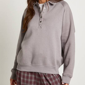 Sudadera de Moda para Mujer, Color Carbón, Tejida, 100% Algodón, Suave al Tacto, Lavada, con Cuello y Botones, Mangas Largas, Estilo Urbano - Product Image 1