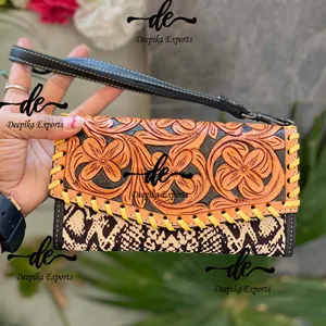 New Arrival Hand Tooled Carving Wallet Clutch Phone Case Stylish Animal Print Wallet For Women Multi Uses Western Leather Wallet