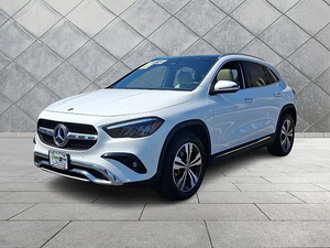 Limpio 2024 Merc-edes-Benzs GLA 250 - Product Image 5