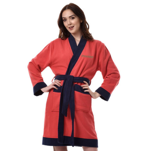 เสื้อคลุมอาบน้ำผ้าไมโครไฟเบอร์เนื้อนุ่มแบบกำหนดเอง เสื้อคลุมอาบน้ำผ้าคอรัลฟลีซ 100% โพลีเอสเตอร์ เสื้อคลุมอาบน้ำสปา สีชมพู เสื้อคลุมอาบน้ำแบบกำหนดเองสำหรับฤดูหนาว - Product Image 5