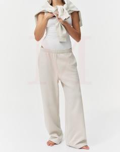 Venta al por mayor de diseño personalizado de moda de invierno Joggers pantalones de chándal para mujer 100% algodón liso teñido a un precio razonable Servicio OEM 2024 - Product Image 3