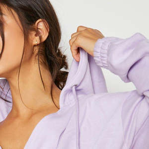 Sudadera Urbana Nueva Moda para Mujer, Sudadera Corta para Mujer, 100% Algodón, Hombros Caídos, por Zavi Sports - Product Image 4