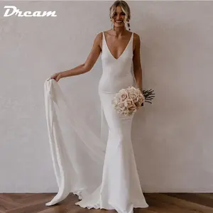 Vestido de Novia Sirena de Crepé con Escote en V Profundo, Cola de Capilla Desmontable, Plisado Natural Drapeado para Madre de la Novia, Materiales Personalizables - Product Image 3