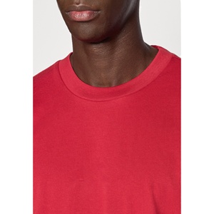 Camiseta Extra Grande para Hombre, Uso Diario, 200 GSM, Algodón Cómodo, Transpirable, Ecológica, Cuello Redondo Informal, Personalizable con Marca Privada OEM - Product Image 5
