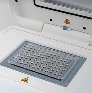PCR Thermocycler mit Gradient OEM Laborbedarf für Molekularbiologische Anwendungen Sequenzierung Gen-Klonen Gen-Expressions-Mutagenese - Product Image 5