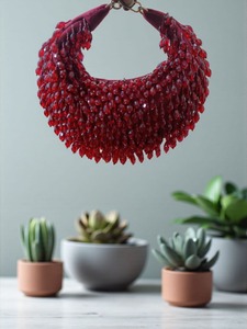 Sac à main de soirée élégant en résine, orné de fleurs, de perles et de broderies Zardozi, imperméable, scintillant, décontracté, pour femmes, pour mariage, fête de mariage - Product Image 4