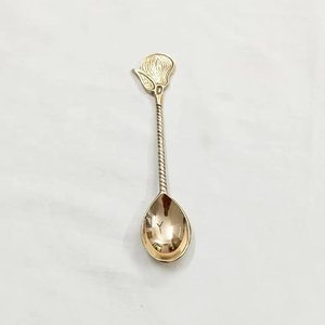 Cucharas de postre de metal de lujo hechas a mano en relieve dos diseño de girasol manijas de latón espejo respetuoso con el medio ambiente uso de boda para hoteles domésticos - Product Image 6