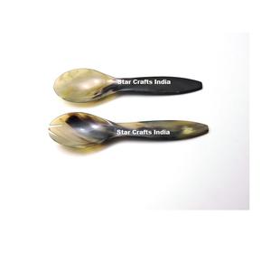 Ensemble d'ustensiles à salade en corne naturelle, ustensiles de cuisine légers de haute qualité - cuillère à servir, fourchette pour la restauration à domicile, ustensiles à salade - Product Image 1