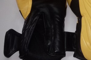 ถุงมือชกมวยคุณภาพสูงแบบกำหนดเอง หนังวัวความหนาแน่นสูง ถุงมือพิเศษ - Product Image 3