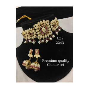 Impresionante conjunto de joyas de mosenita Kundan, un lujoso combo de collar y pendientes para bodas, recepciones y fiestas glamurosas - Product Image 1