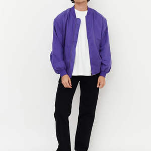 Chaqueta Bomber con Logotipo Personalizado, Tela para Exteriores con Decoración de Bolsillos, Chaqueta Urbana de Talla Grande para Hombre, Servicio OEM - Product Image 4