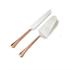 Cuchillo para Queso de Diseño Simple en Oro Rosa con Mango Dorado de Nuevo Diseño, Juego de Cubiertos de Diseño Real para Mesa de Comedor, Cuchillos para Queso de Acero Inoxidable - Product Image 2