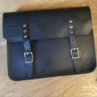 Sac de moto latéral en cuir pour Cafe Racer et Scrambler Cafe racer et sac de selle Scrambler.