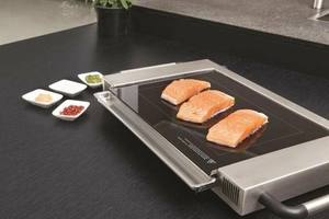 Hell's Kitchen HK037 Griglia Elettrica in Acciaio Inox, Spray per Bucato e Tessuti - Product Image 2