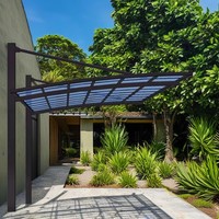 Pergola en aluminium et polycarbonate, abri de voiture durable, toit imperméable filtrant les UV, design extérieur moderne et luxueux pour parking et garage
