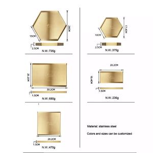 Bandejas personalizables de lujo modernas de latón de metal dorado para servir bandejas de almacenamiento para el hogar/hotel/restaurante uso tamaños personalizados en La India - Product Image 6