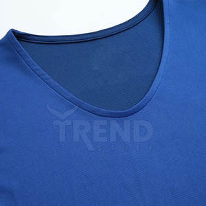 Ropa deportiva de baloncesto con logotipo personalizado hecho en fábrica, camisa transpirable de nuevo diseño y conjuntos de uniformes cortos con impresión por sublimación - Product Image 2