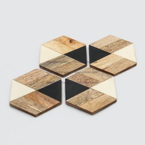 Décoration de bar de luxe et de haute qualité personnaliser carré rond résine de bois époxy meilleur sous-verre avec ensemble de support - Product Image 4