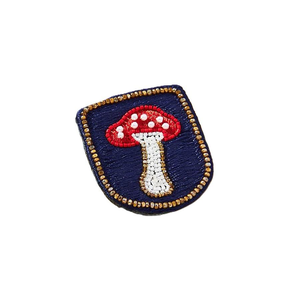 Broches brodées de perles de rocaille et de cristaux à la mode pour la fête Perlé Meilleure qualité par glowin fashion - Product Image 6