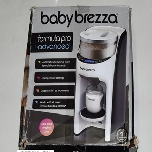COMMANDEZ MAINTENANT LIVRAISON GRATUITE POUR le système de préparation et de distribution de lait infantile Baby Brezza Formula Pro Advanced Blanc - Product Image 1